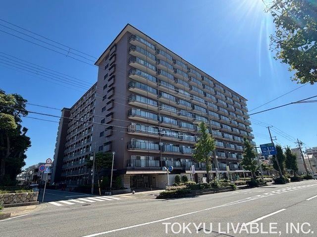 4DK apartment in Nishinomiya, Hyogo - Photo 1