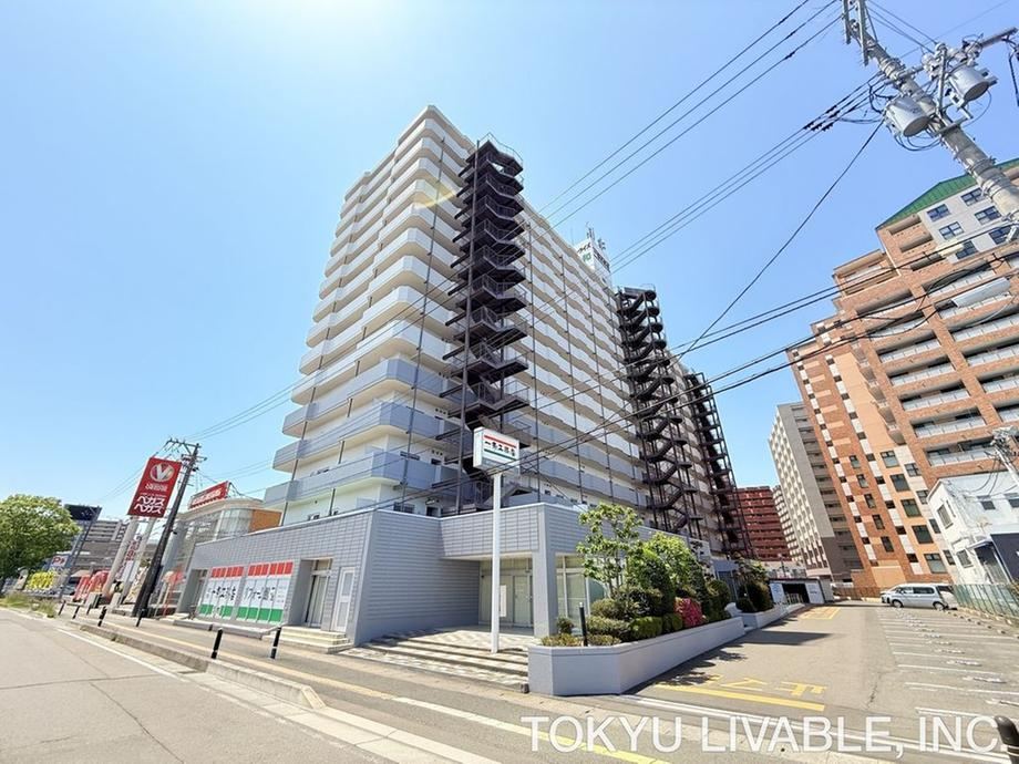 3LDK apartment in Wakabayashi Ward, Sendai, Miyagi - Photo 1