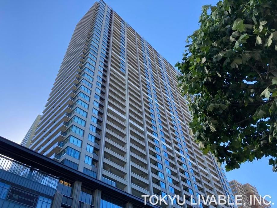 2LDK apartment in Bunkyo Ward, Tokyo - Photo 1
