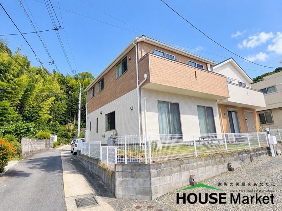 4LDK house in Onojo, Fukuoka - Photo 1