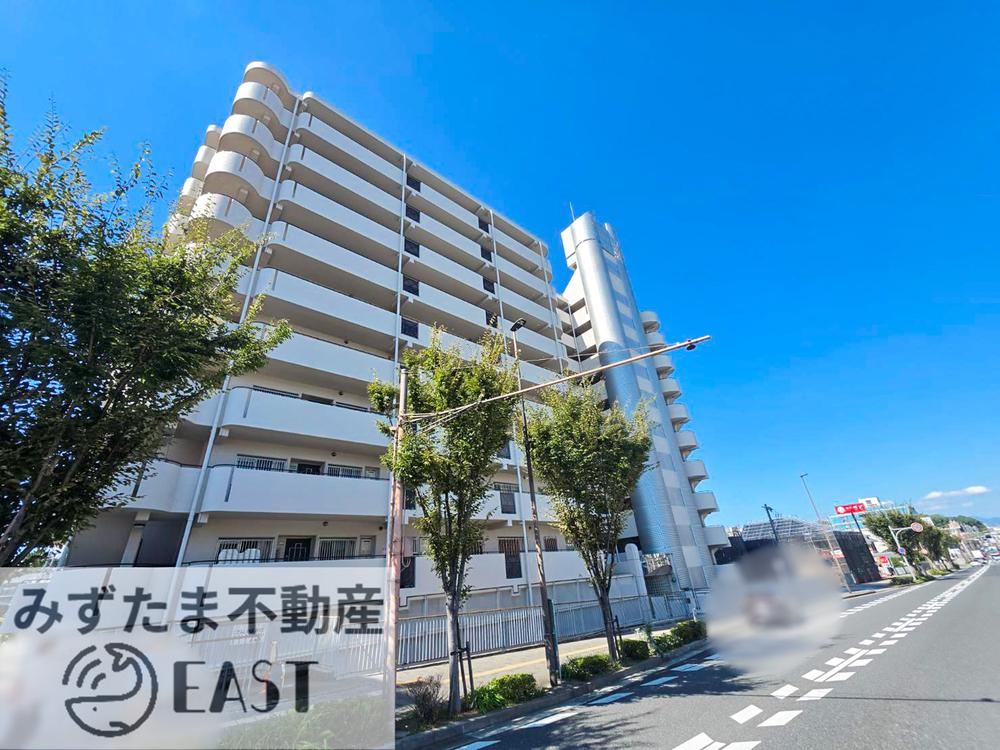 3LDK apartment in Itami, Hyogo - Photo 1