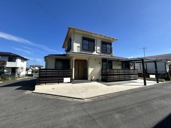 3LDK house in Kurume, Fukuoka - Photo 1