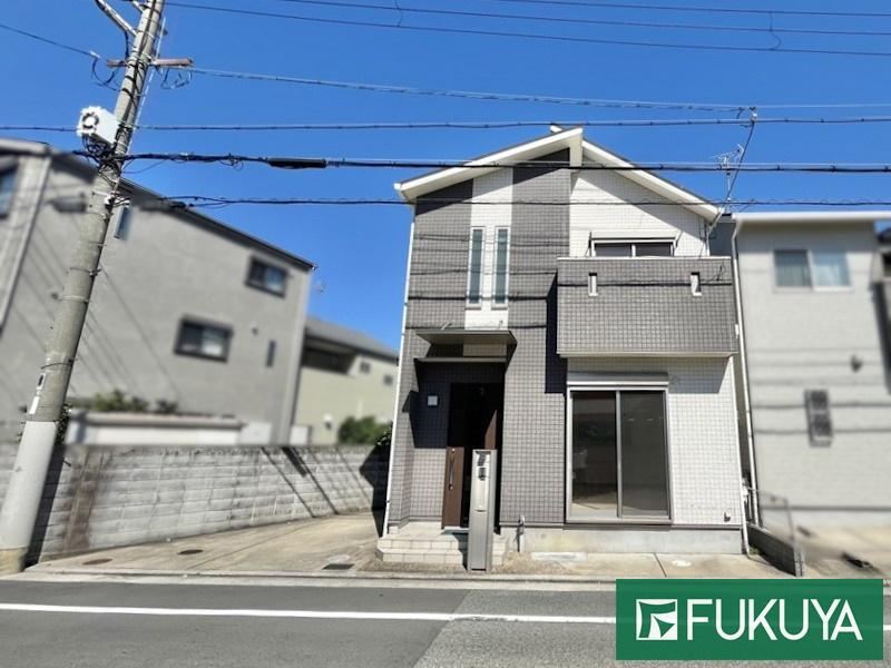 3LDK house in Naka Ward, Sakai, Osaka - Photo 1