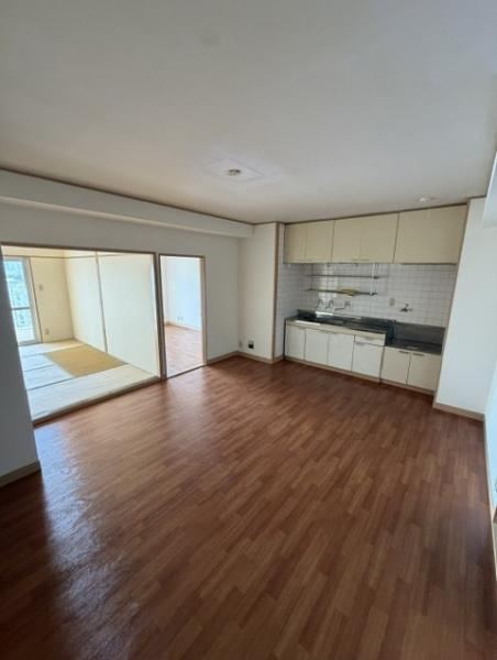 3DK apartment in Higashi Ward, Nagoya, Aichi - Photo 1