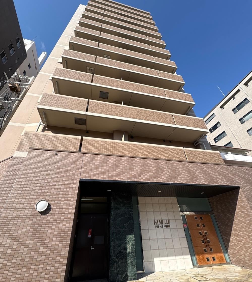 3LDK apartment in Tennoji Ward, Osaka - Photo 1