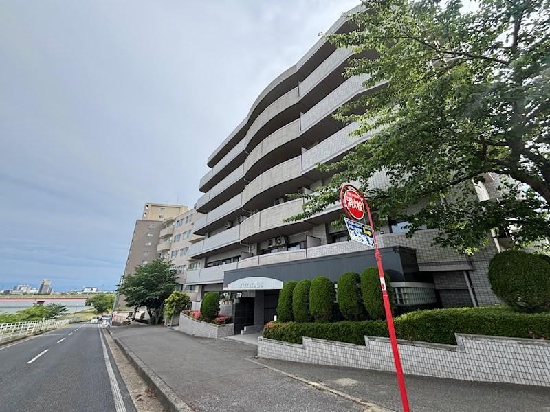 3LDK apartment in Nishi Ward, Niigata - Photo 1