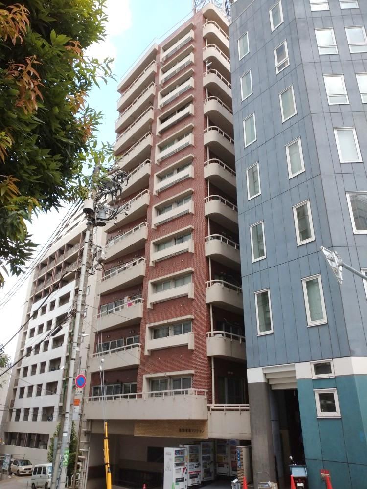 3LDK apartment in Shibuya Ward, Tokyo - Photo 1