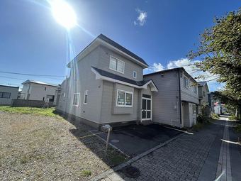 4LDK+S house in Hakodate