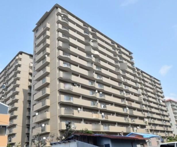 3LDK apartment in Asahi Ward, Osaka - Photo 1