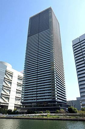 2LDK apartment in Kita Ward, Osaka - Photo 1