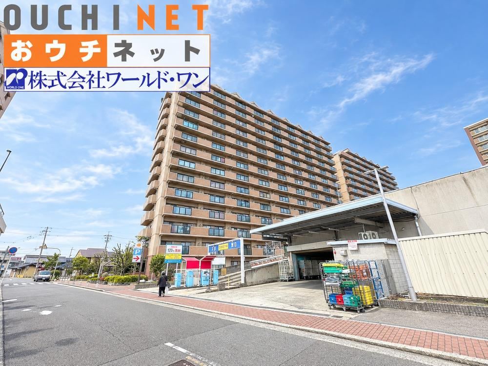 3LDK apartment in Yao, Osaka - Photo 1