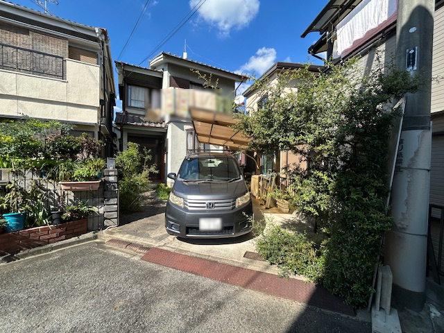 4DK house in Hirakata, Osaka - Photo 1