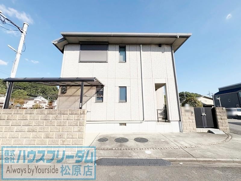 5LDK house in Habikino, Osaka - Photo 1