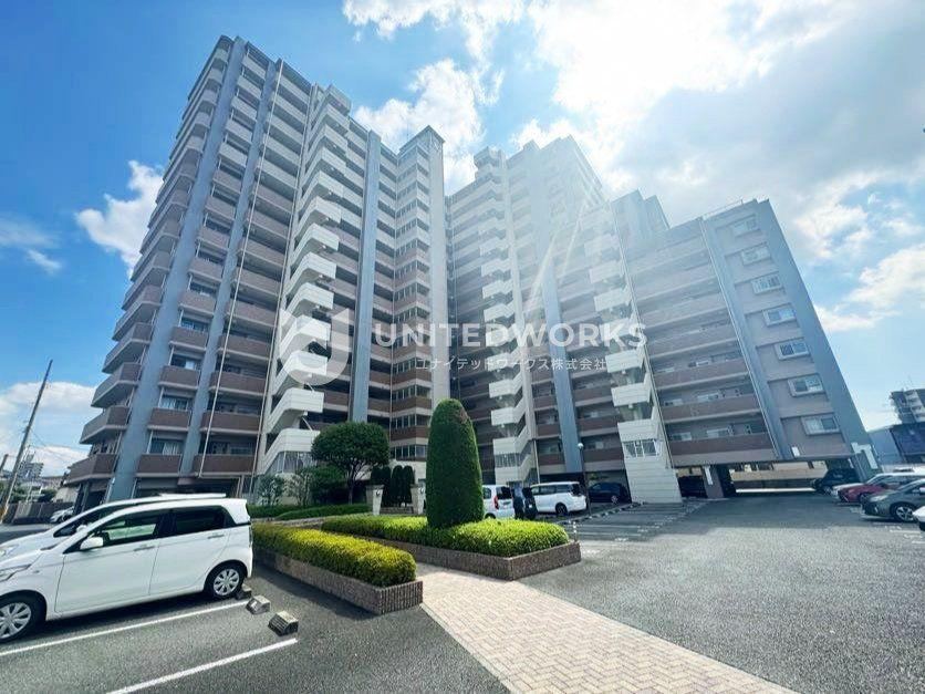 3LDK apartment in Chuo Ward, Kumamoto - Photo 1