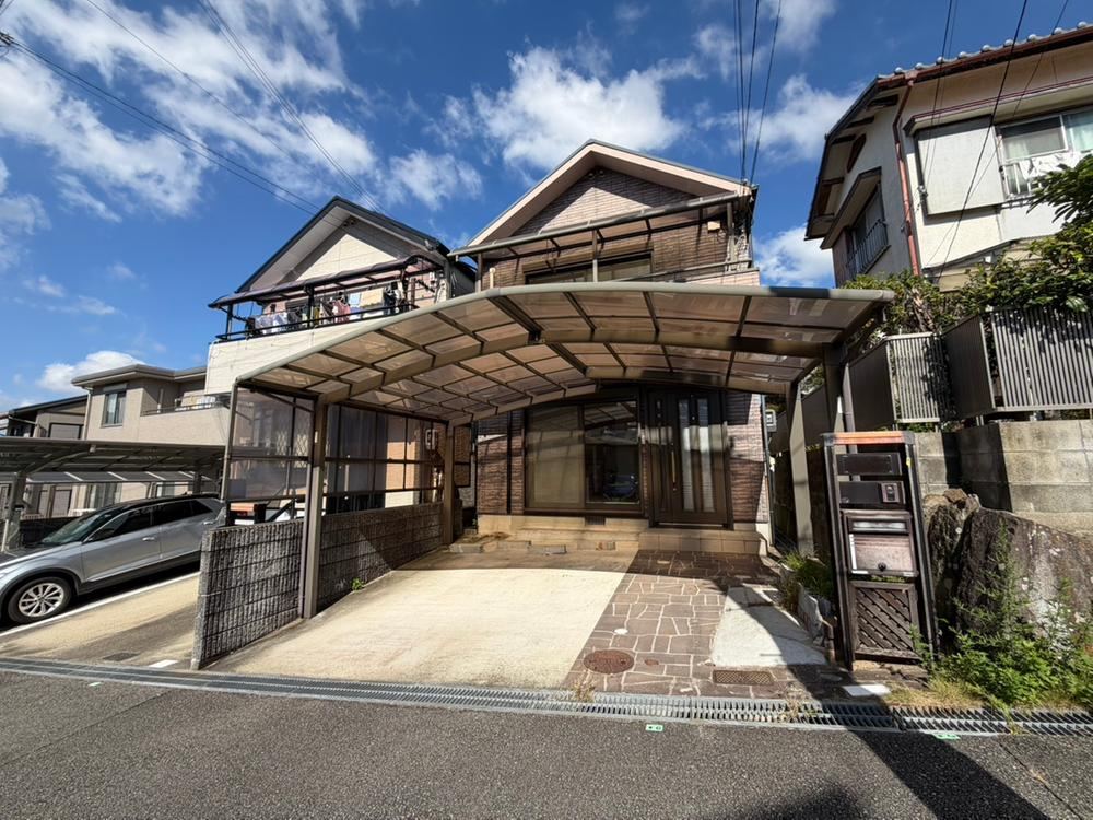 4LDK house in Kita Ward, Kobe, Hyogo - Photo 1