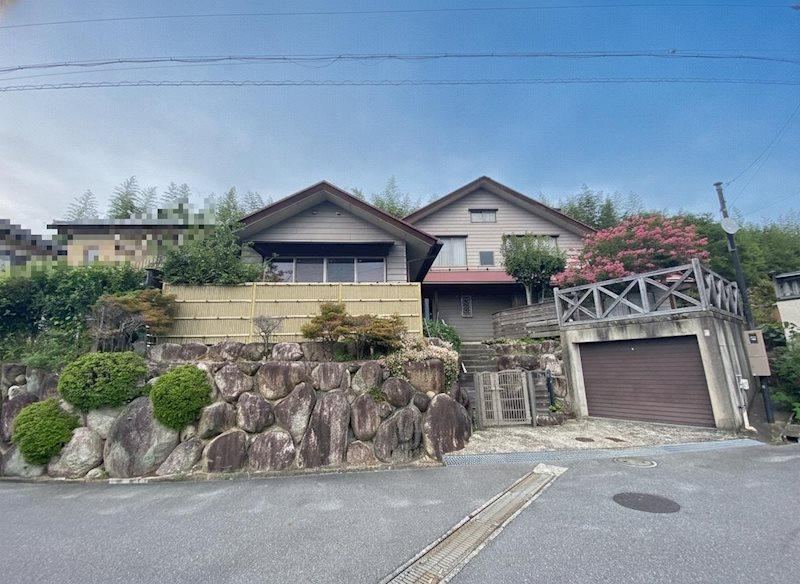 6LDK house in Yokkaichi, Mie - Photo 1