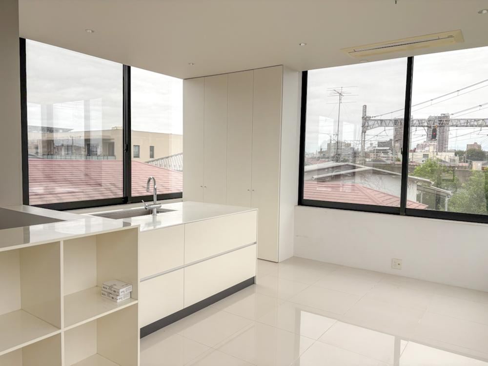 2LDK house in Musashino, Tokyo - Photo 1