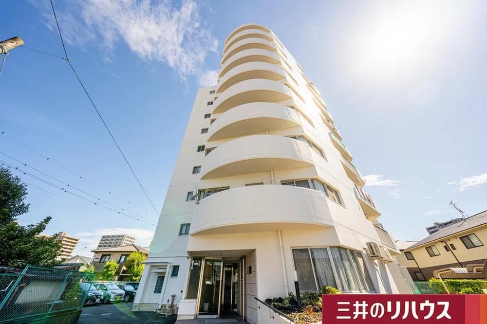 3LDK apartment in Chikushino, Fukuoka - Photo 1