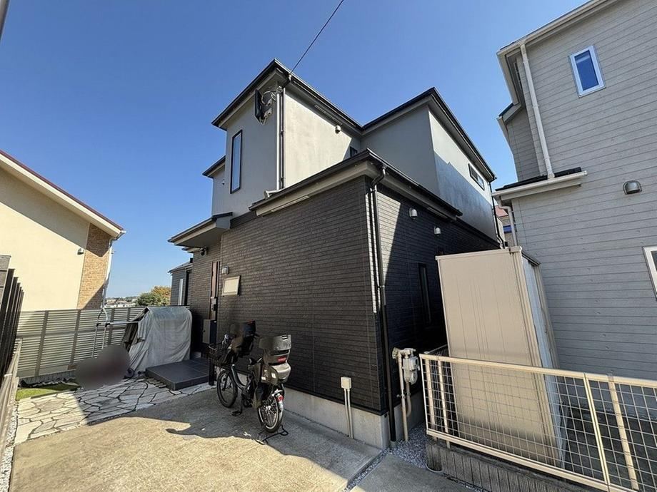 3LDK house in Totsuka Ward, Yokohama, Kanagawa - Photo 1