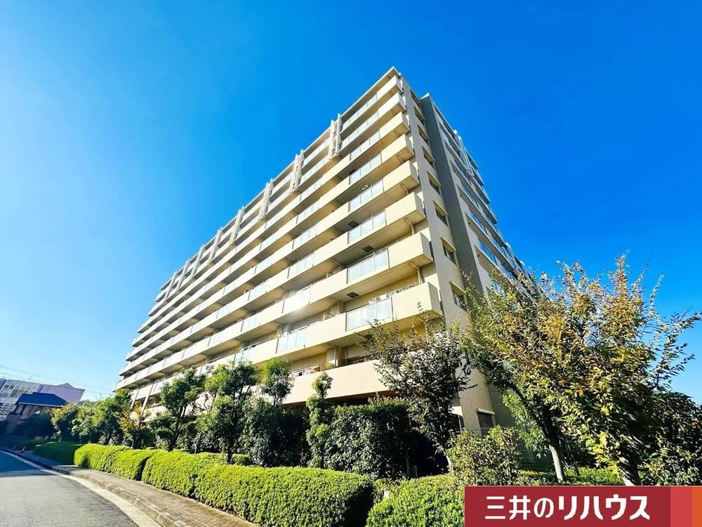 3LDK apartment in Ibaraki, Osaka - Photo 1