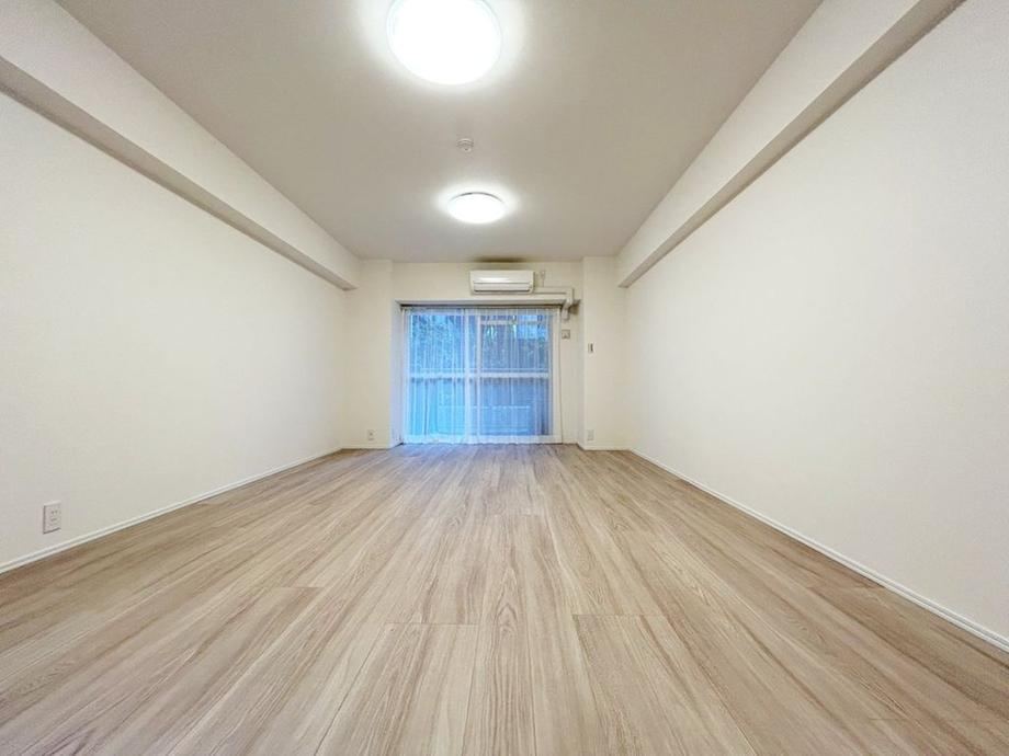 2LDK apartment in Chuo Ward, Osaka - Photo 1