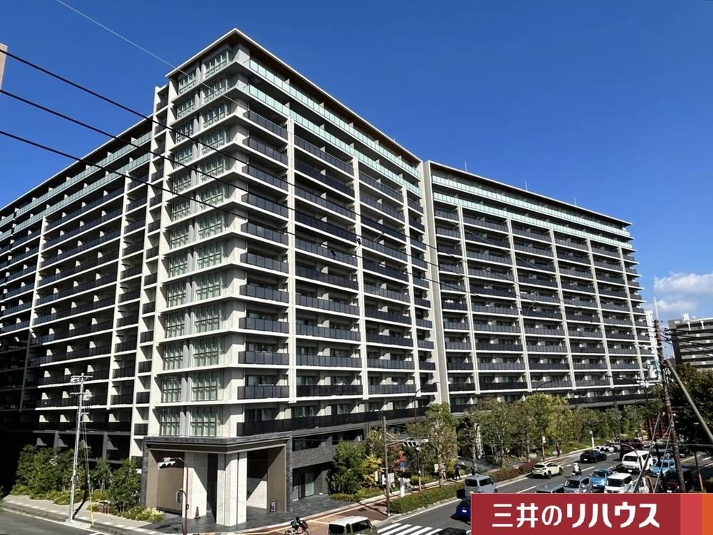 3LDK apartment in Otsu, Shiga - Photo 1