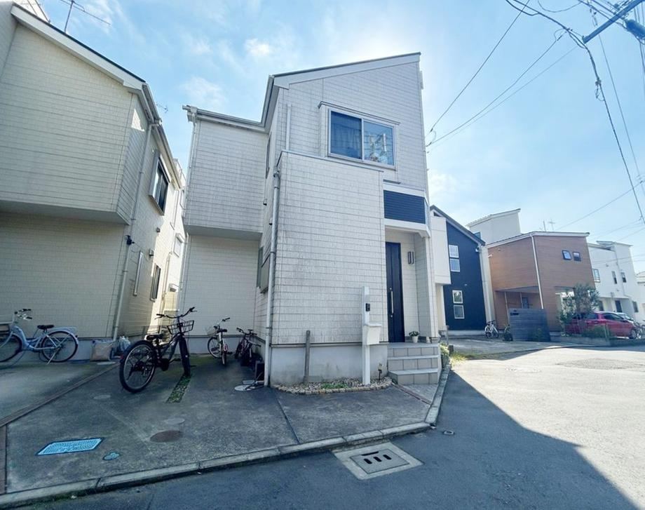 3LDK house in Chigasaki, Kanagawa - Photo 1