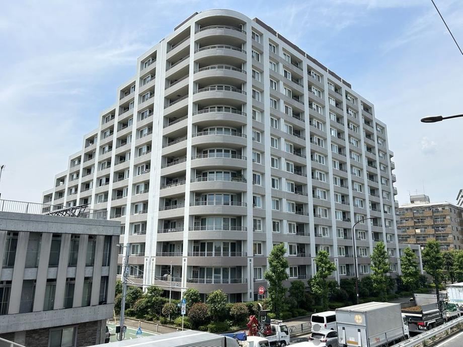 3LDK apartment in Setagaya Ward, Tokyo - Photo 1