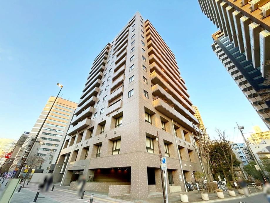 4LDK apartment in Kawaguchi, Saitama - Photo 1