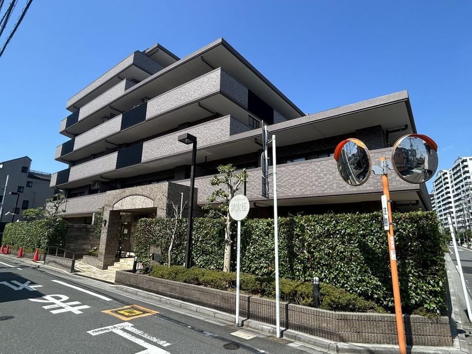 3LDK apartment in Toda, Saitama - Photo 1