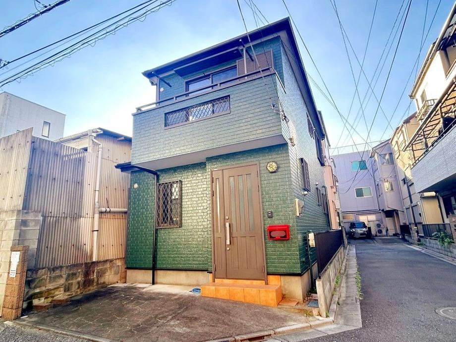 2LDK house in Itabashi Ward, Tokyo - Photo 1