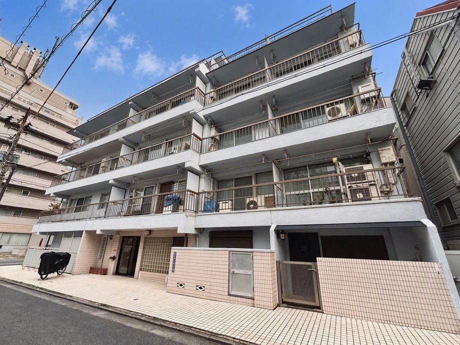 2LDK+S apartment in Ota Ward, Tokyo - Photo 1