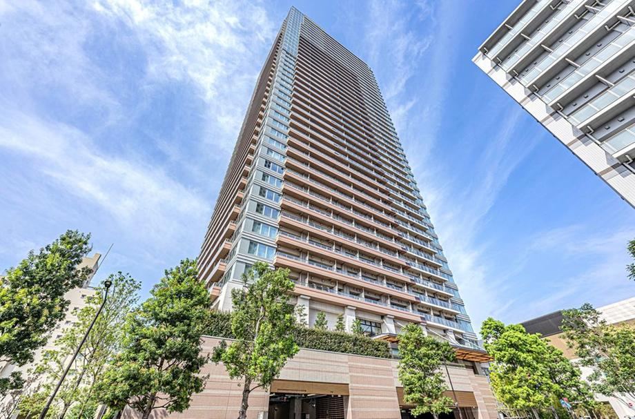 2LDK apartment in Shinagawa Ward, Tokyo - Photo 1
