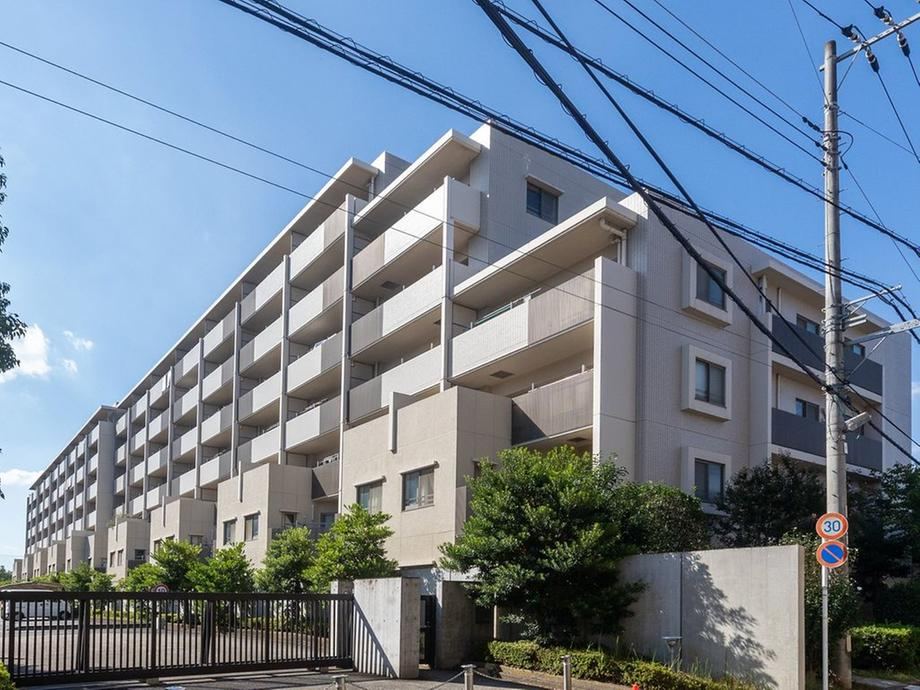 3LDK+S apartment in Takatsu Ward, Kawasaki, Kanagawa - Photo 1