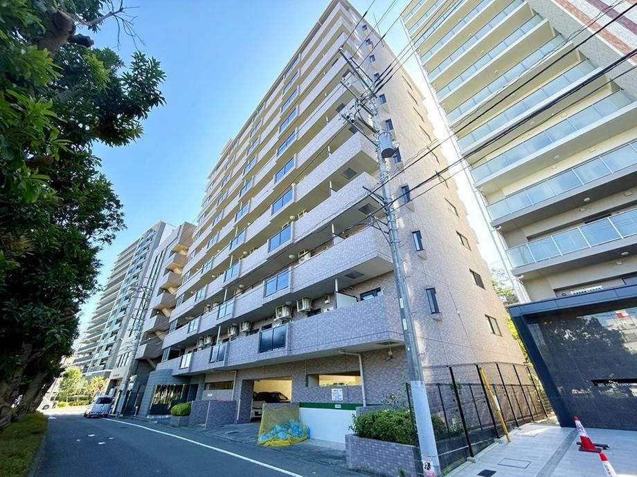 3LDK apartment in Hachioji, Tokyo - Photo 1