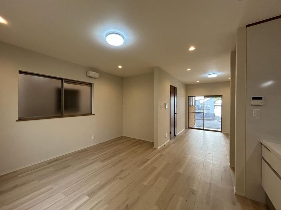 3LDK house in Sakai Ward, Sakai, Osaka - Photo 1