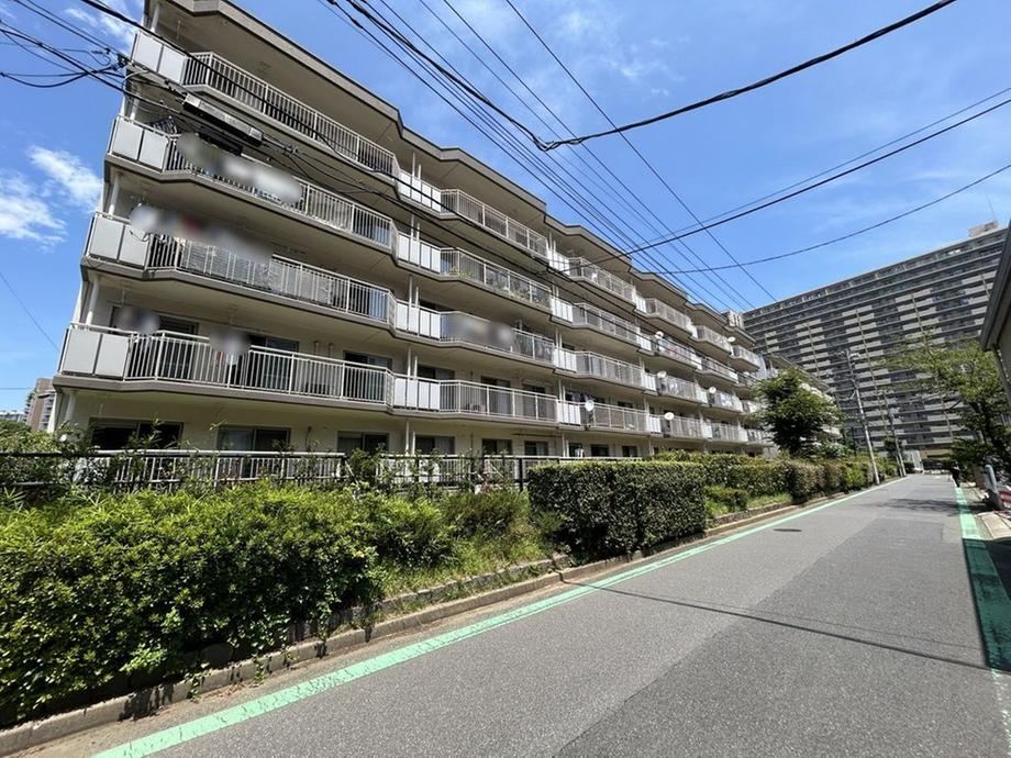 3LDK apartment in Mihama Ward, Chiba - Photo 1