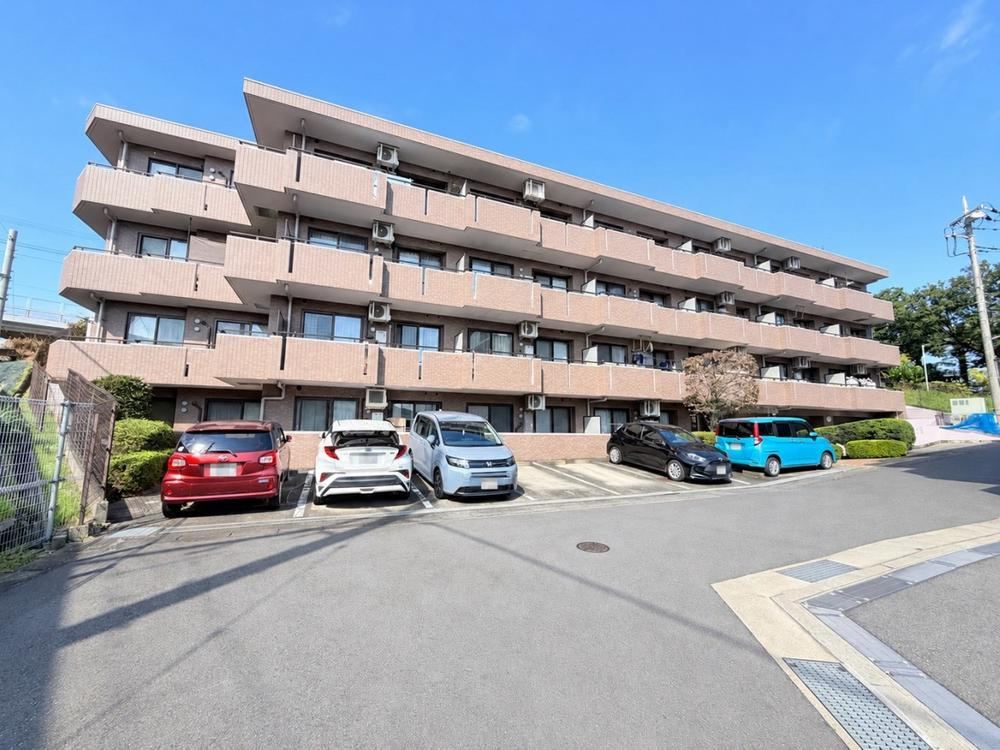 3LDK apartment in Yamato, Kanagawa - Photo 1
