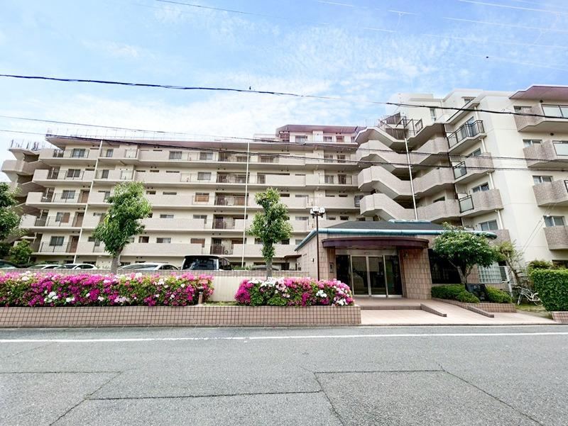 2LDK apartment in Fushimi Ward, Kyoto - Photo 1