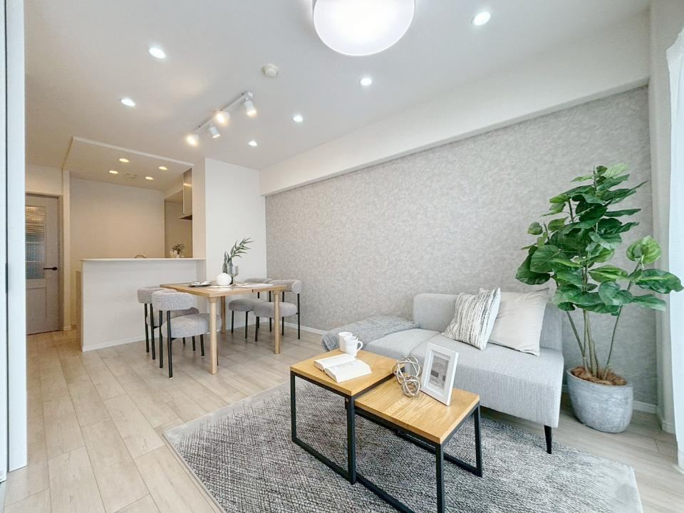 3LDK apartment in Chuo Ward, Kobe, Hyogo - Photo 1