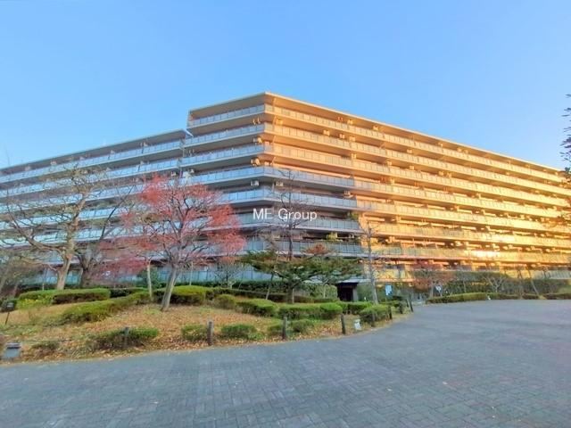 2LDK+S apartment in Hodogaya Ward, Yokohama, Kanagawa - Photo 1