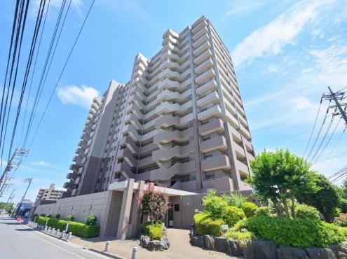 3LDK apartment in Asaka, Saitama - Photo 1