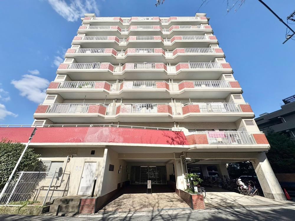 3LDK apartment in Ichikawa, Chiba - Photo 1