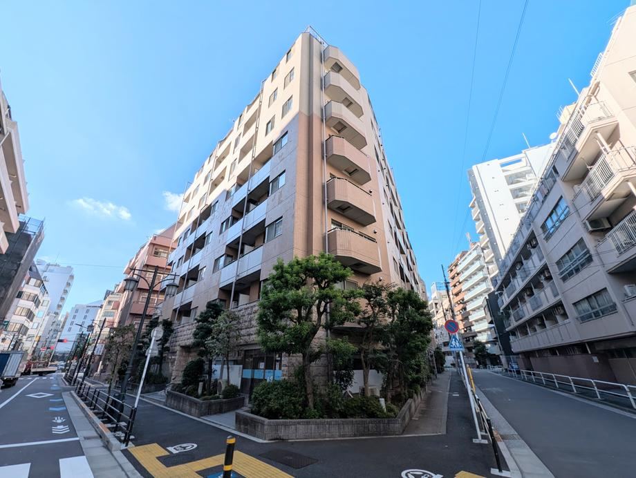 2LDK apartment in Shinagawa Ward, Tokyo - Photo 1