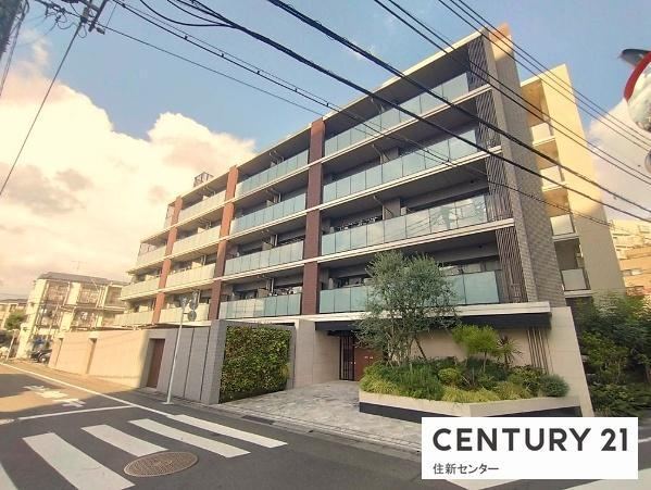 1LDK apartment in Shibuya Ward, Tokyo - Photo 1