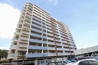 4LDK apartment in Urasoe