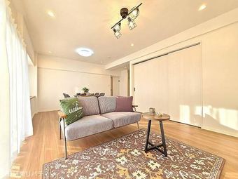 3LDK apartment in Nishi Ward