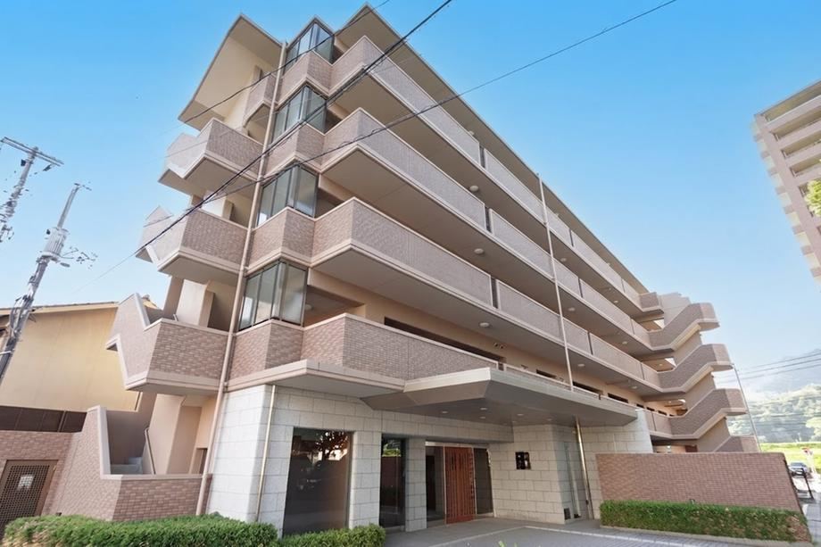 3LDK apartment in Nishi Ward, Hiroshima - Photo 1