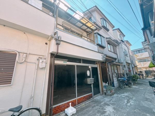 3DK house in Hirano Ward, Osaka - Photo 1