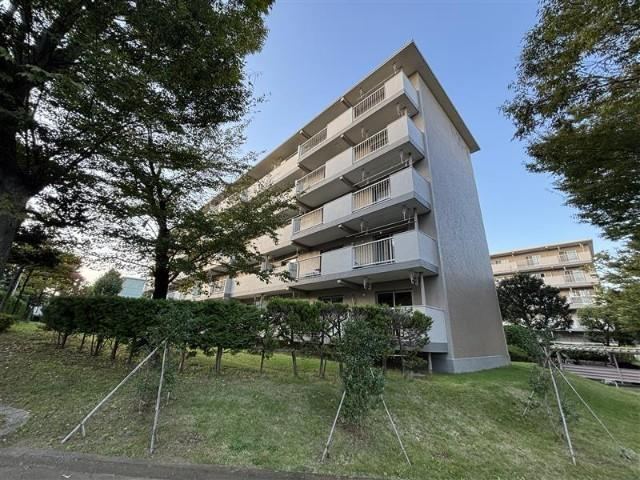 3LDK apartment in Hanamigawa Ward, Chiba - Photo 1